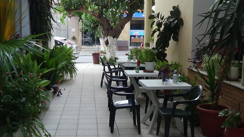 Mouroukis Rooms Loutra Edipsou  Exterior foto